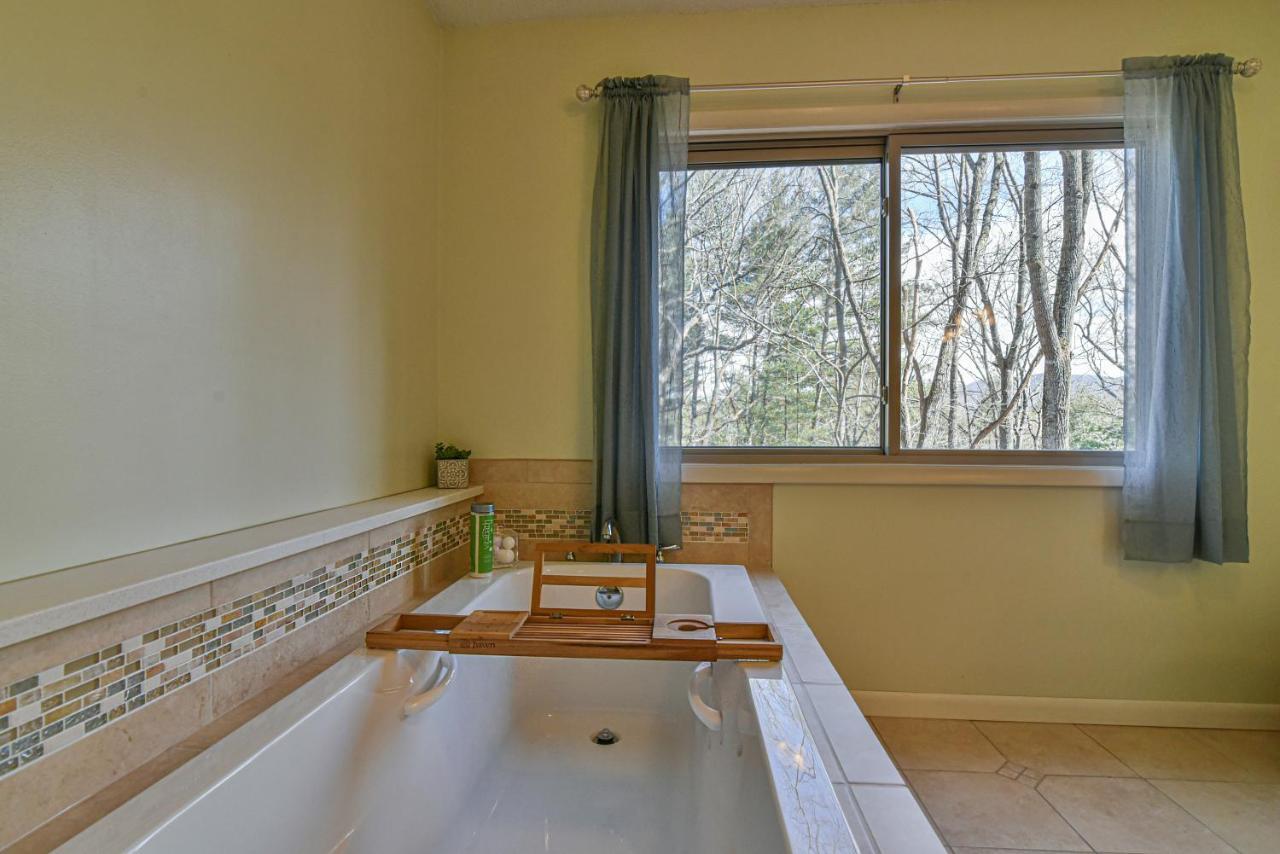 The Camby Cabin Just 12 Miles To Downtown Asheville Ngoại thất bức ảnh
